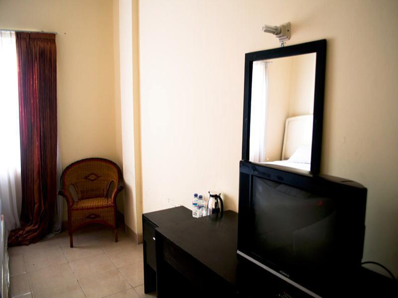 King Hotel Wates  Exterior foto